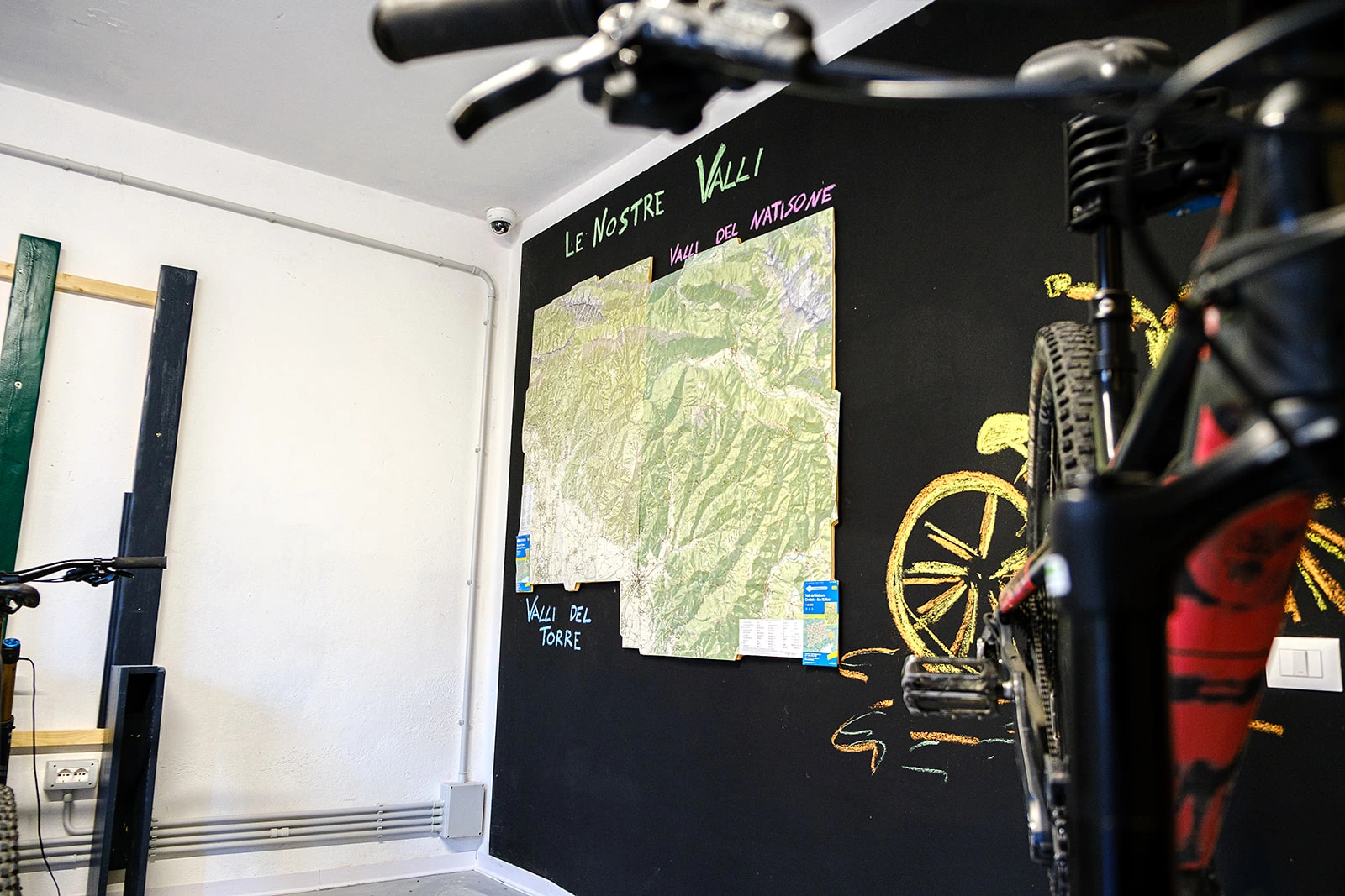 Bike room attrezzata per MTB — Dolce Vita Guest House, Valli del Natisone