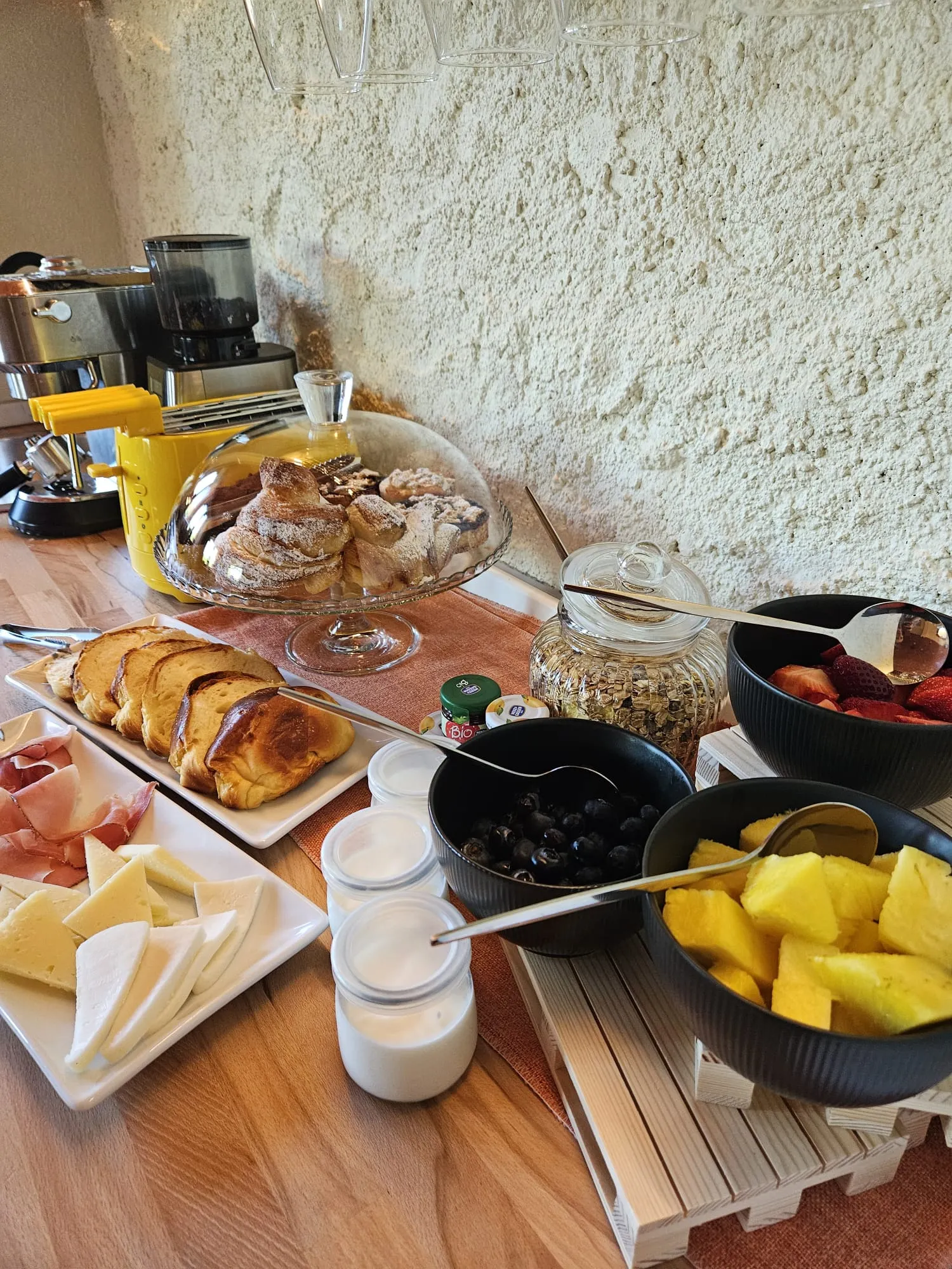 Prodotti artigianali per la colazione — Dolce Vita Guest House, Torreano